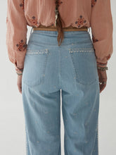 Carica l'immagine nel visualizzatore di Gallery, PANTALONI INDIRA WESTERN BLUE