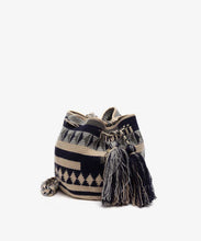 Carica l'immagine nel visualizzatore di Gallery, MOCHILA GUANABANA