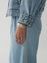 Carica l'immagine nel visualizzatore di Gallery, PANTALONI INDIRA WESTERN BLUE