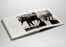 Carica l'immagine nel visualizzatore di Gallery, 100 Fotografie iconiche