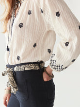 Carica l&#39;immagine nel visualizzatore di Gallery, Blusa Sybille - Blue Lagoon
