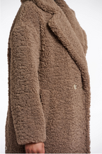 Carica l'immagine nel visualizzatore di Gallery, CAPPOTTO ELICIA - TEDDY
