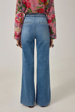 Carica l'immagine nel visualizzatore di Gallery, JEANS CHER
